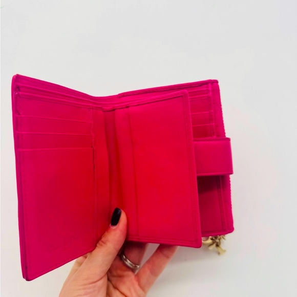 Dior PINK Compact Wallet - Picture 5 of 6